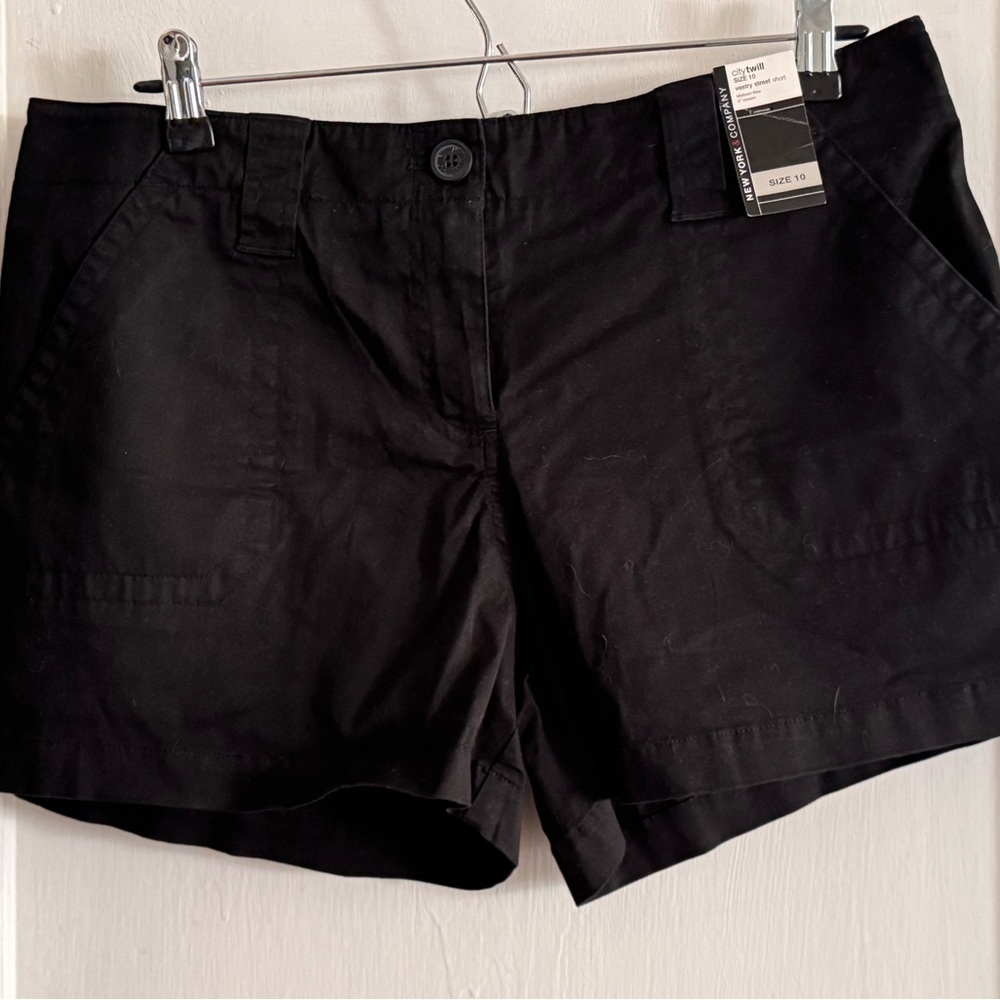 New York & Co Black Women's Vestry Street Shorts